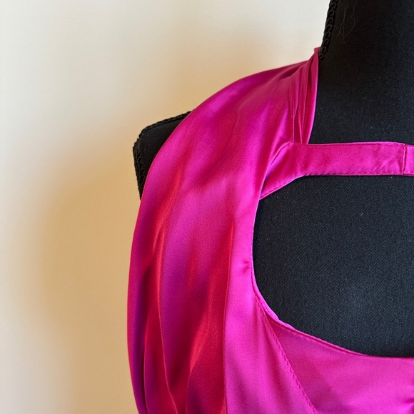 *CACHE* Pink Sleeveless Tie-Back Halter Dress Size 2 - Picture 3 of 7